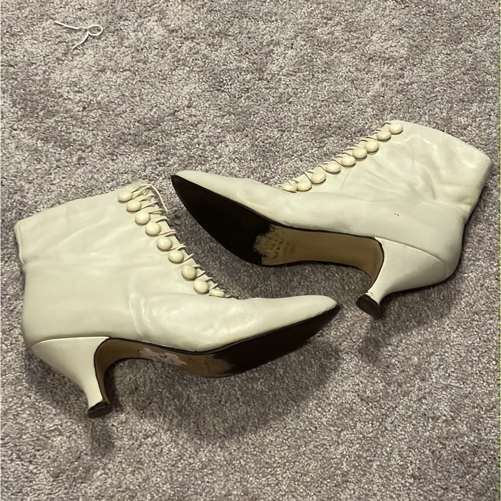 Vintage Pepa poppies ivory booties